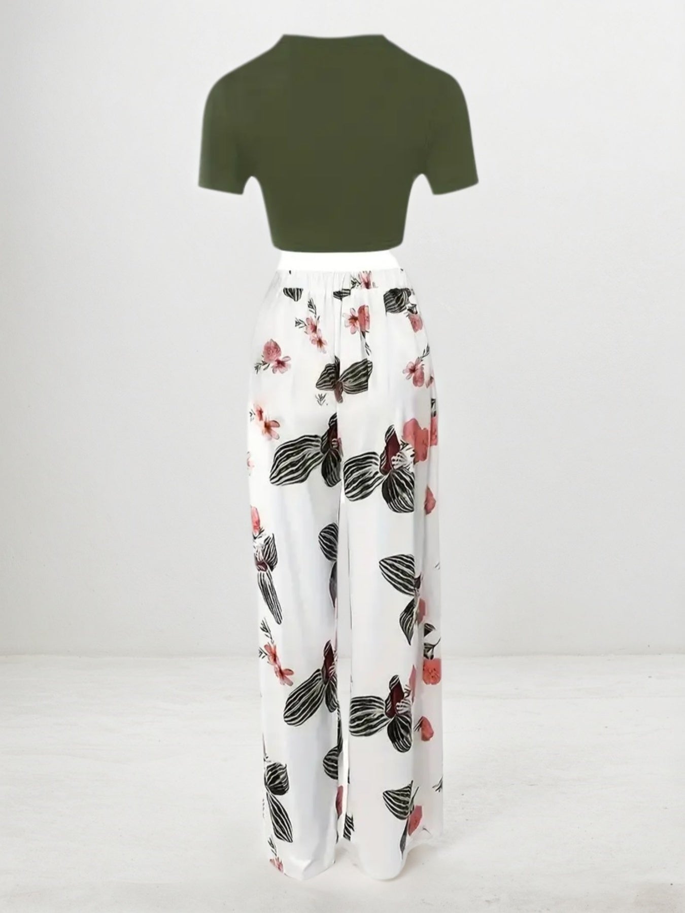 2 Pieces Of Women's Casual Sportswear, Striped Short Sleeved Jacket And High Waisted Wide Leg Pants Set, Brown, White And Black, Washable, Randomly Printed, Round Neck